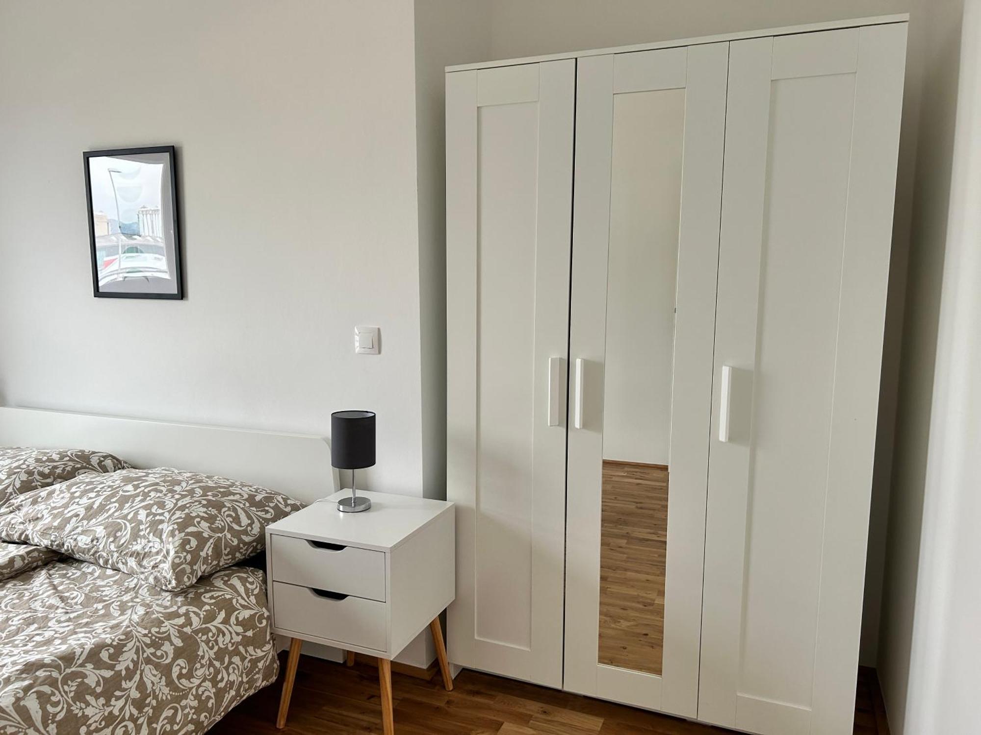 Modern Apartment With Balcony & Free Parking - Nearby Metro Vienna Luaran gambar