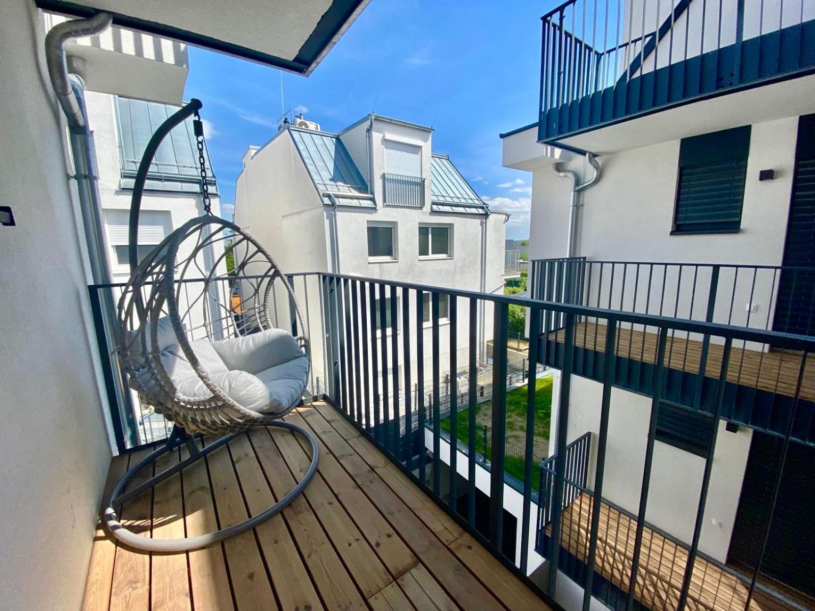 Modern Apartment With Balcony & Free Parking - Nearby Metro Vienna Luaran gambar